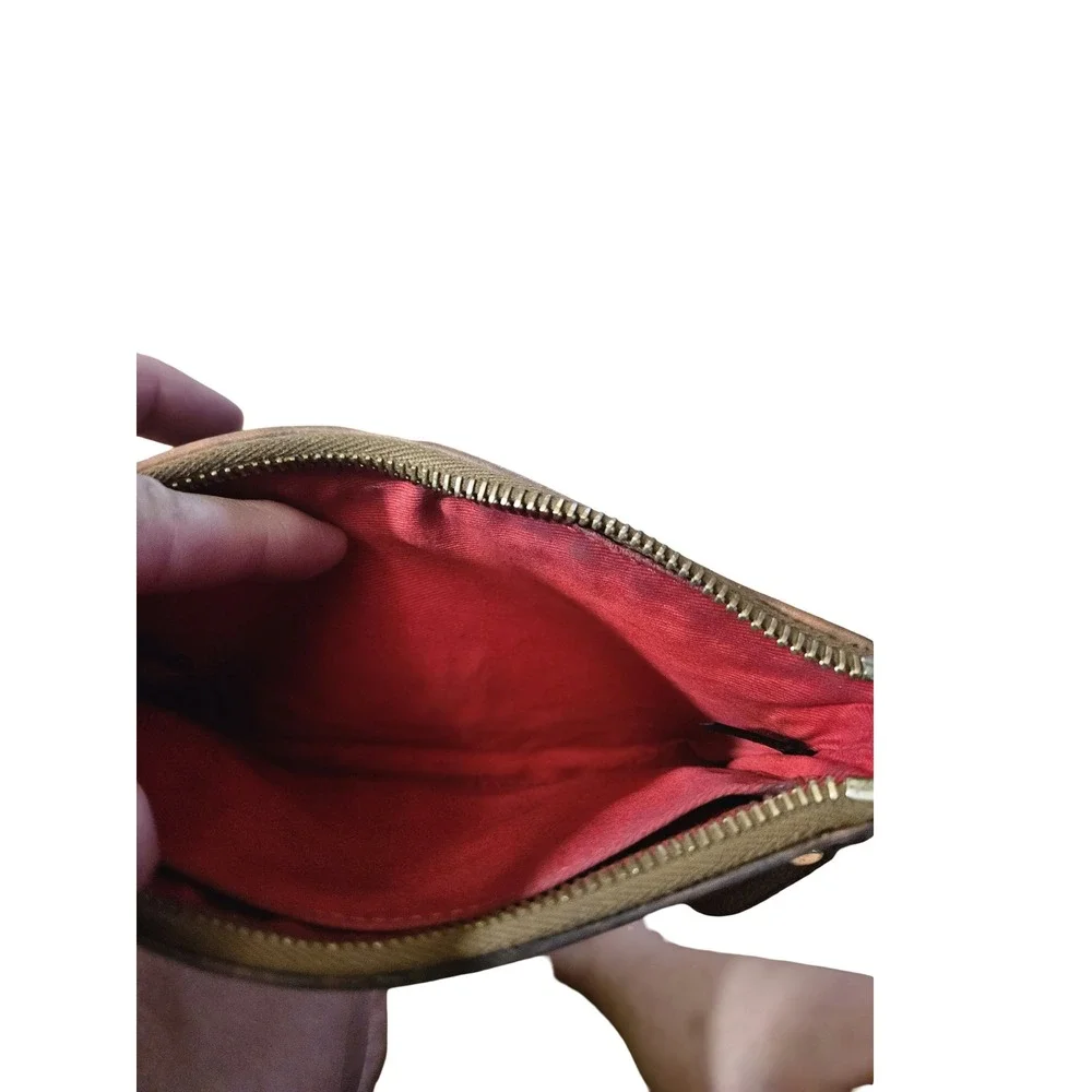 Dooney‎ & Bourke Black Snakeskin Embossed Leather Wristlet Clutch Tan Trim